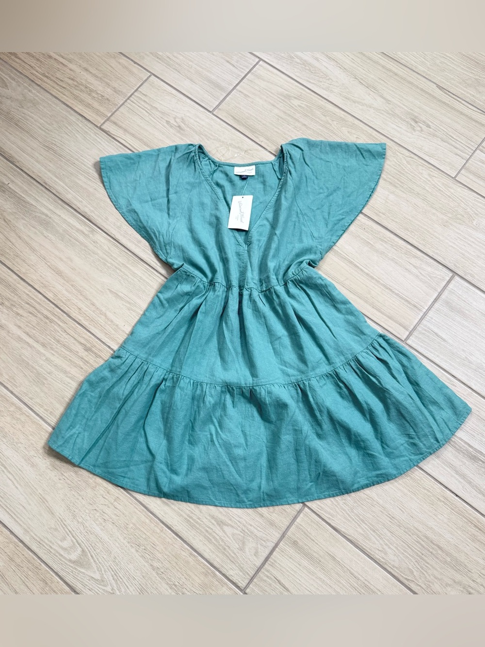 NWT Universal Thread Sage Green Flutter Sleeve Tiered Mini Dress Small